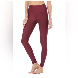 Alo Airbrush legging in burgundy black cherry color - full length